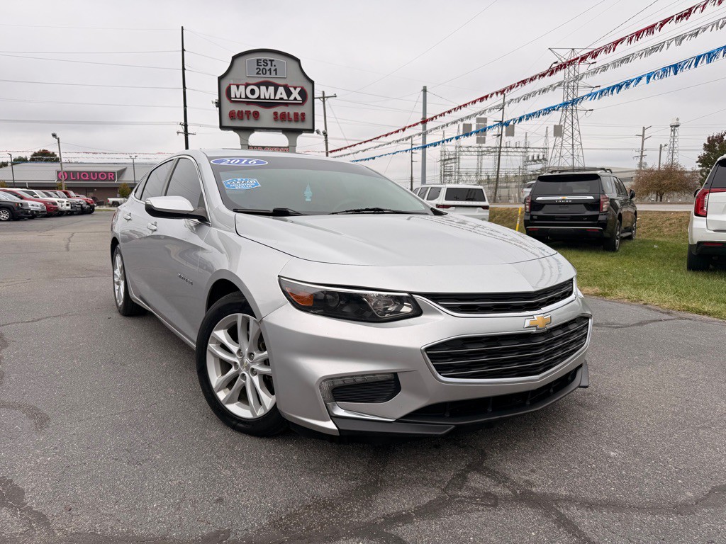 2016 Chevrolet Malibu Image 1