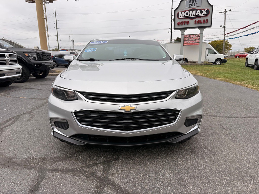2016 Chevrolet Malibu Image 3