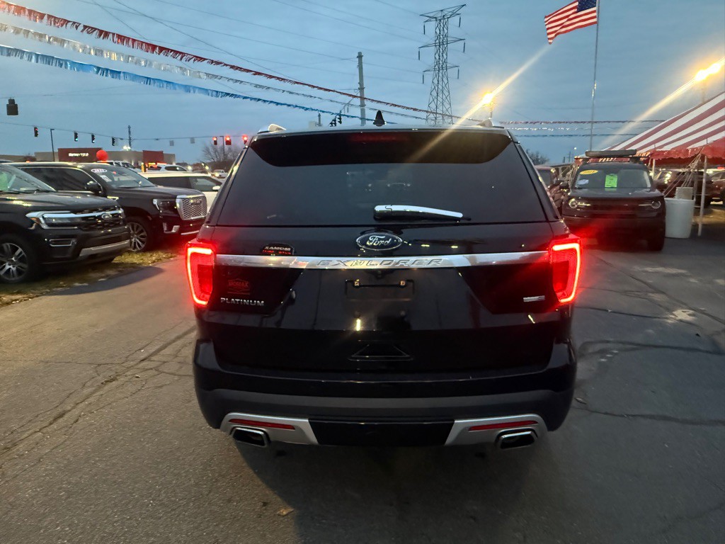 2016 Ford Explorer Image 6