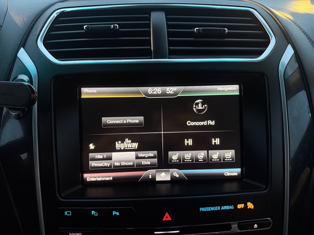 2016 Ford Explorer Image 12