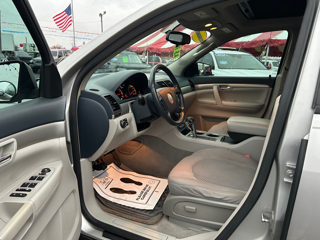 2008 Saturn Outlook Image 16