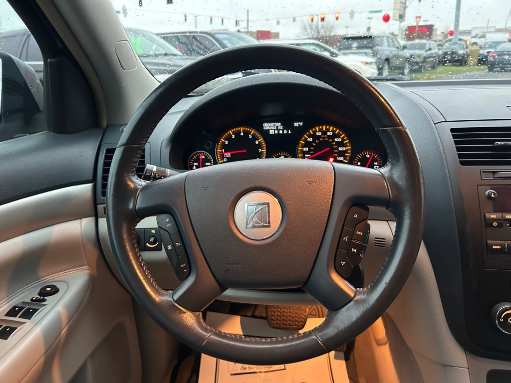 2008 Saturn Outlook Image 18