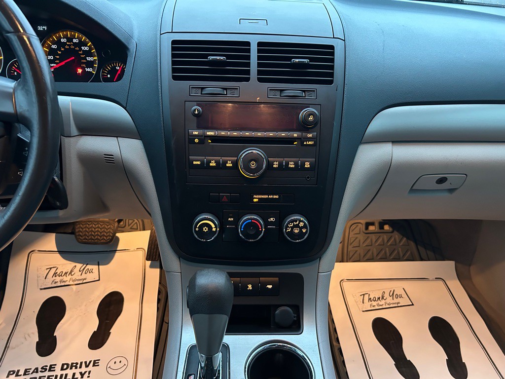 2008 Saturn Outlook Image 20