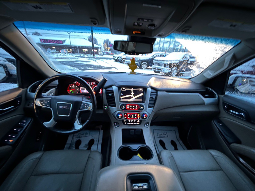 2016 GMC Yukon Image 16