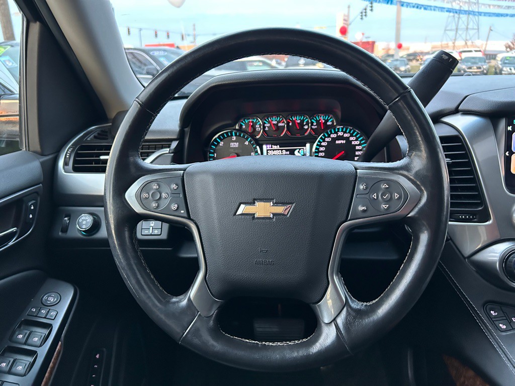 2016 Chevrolet Suburban Image 18