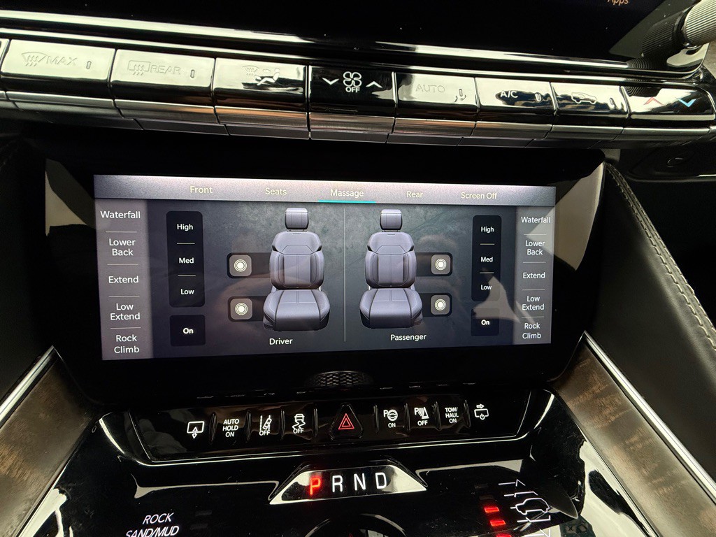 2022 Jeep Grand Cherokee Image 10