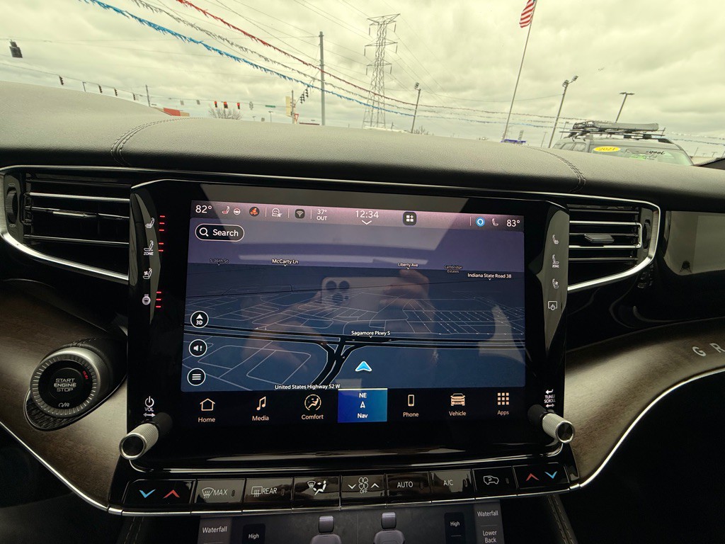 2022 Jeep Grand Cherokee Image 13