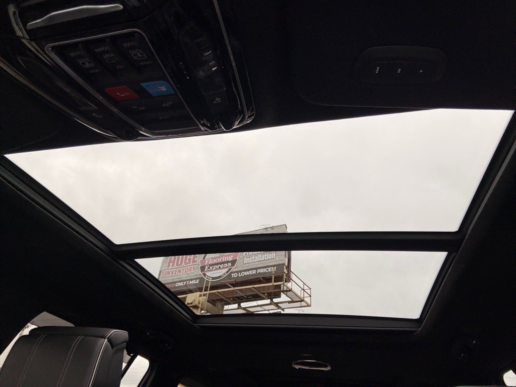 2022 Jeep Grand Cherokee Image 14