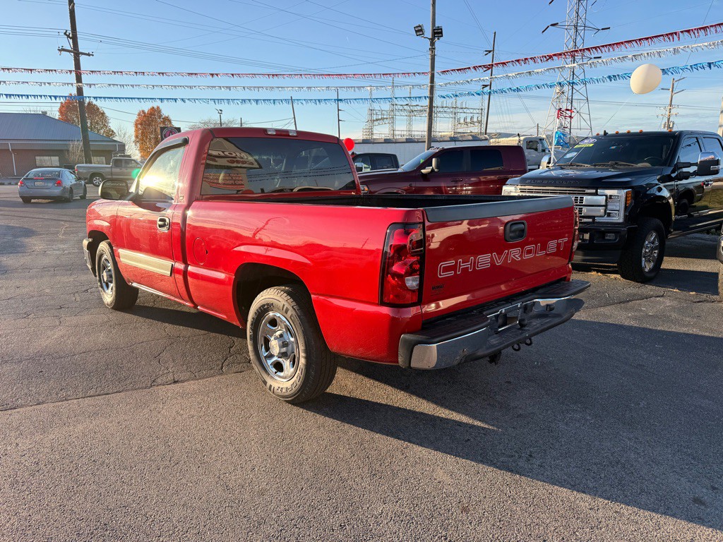 2003 Chevrolet Silverado 1500 Image 10
