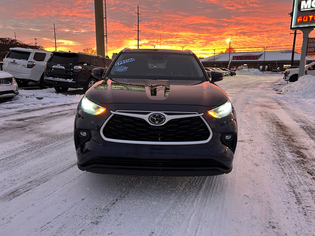 2020 Toyota Highlander Image 3