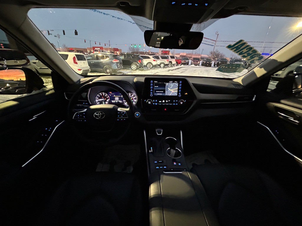 2020 Toyota Highlander Image 17