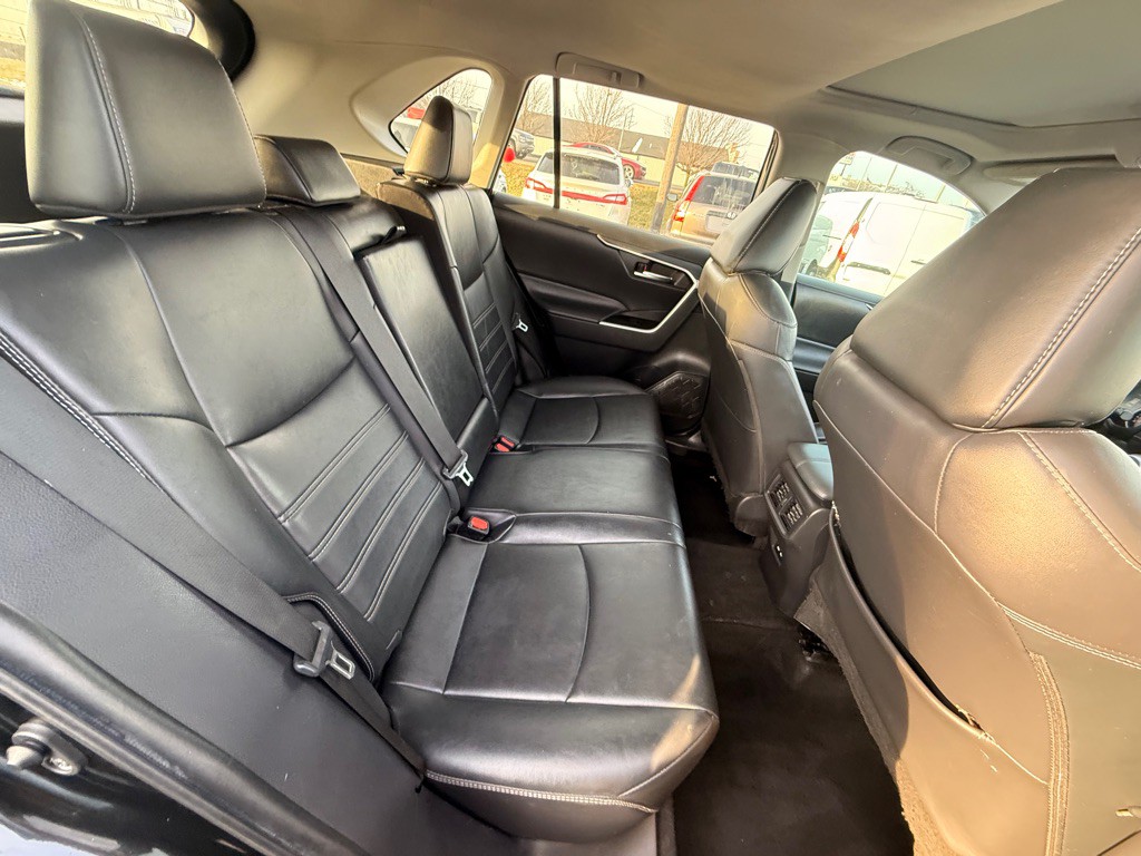 2021 Toyota Rav4 Image 18