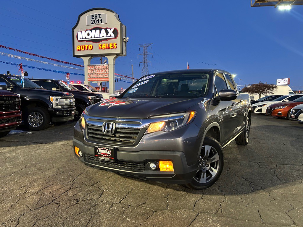 2017 Honda Ridgeline Image 2
