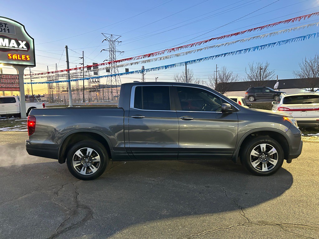 2017 Honda Ridgeline Image 10