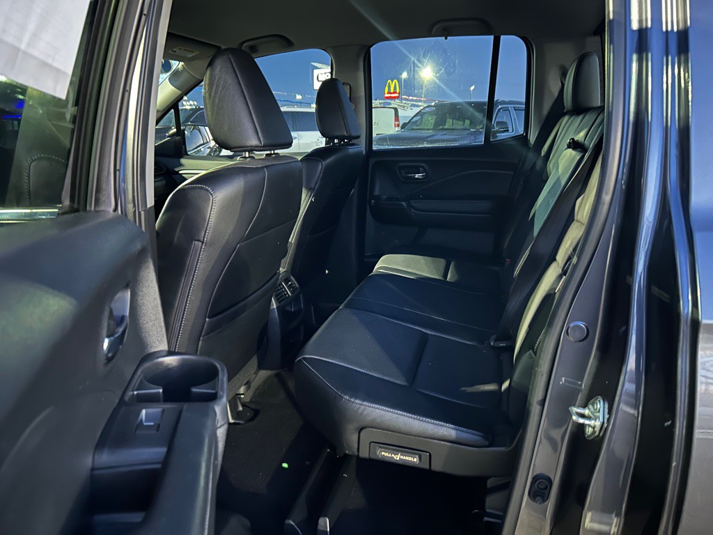 2017 Honda Ridgeline Image 13