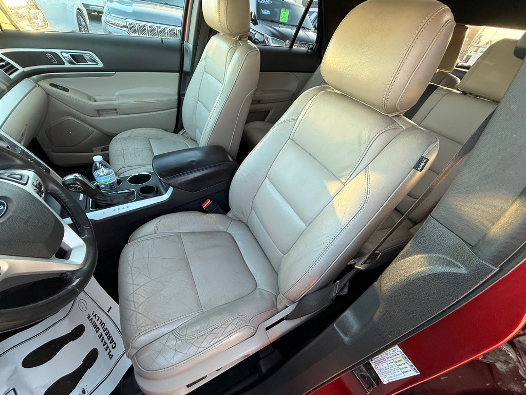 2012 Ford Explorer Image 15