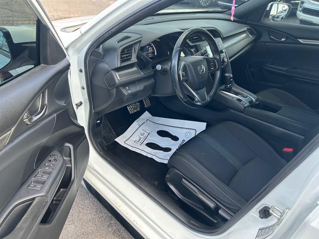 2017 Honda Civic Image 14