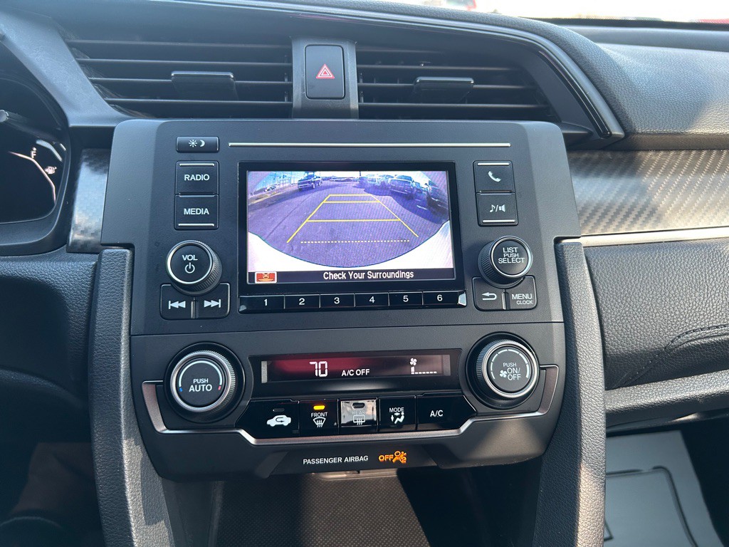 2017 Honda Civic Image 19