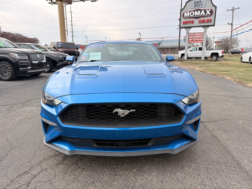 2019 Ford Mustang Image 3
