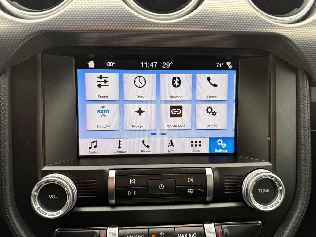 2019 Ford Mustang Image 13