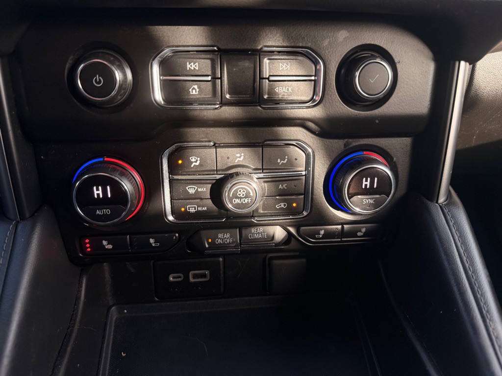 2021 Chevrolet Tahoe Image 15