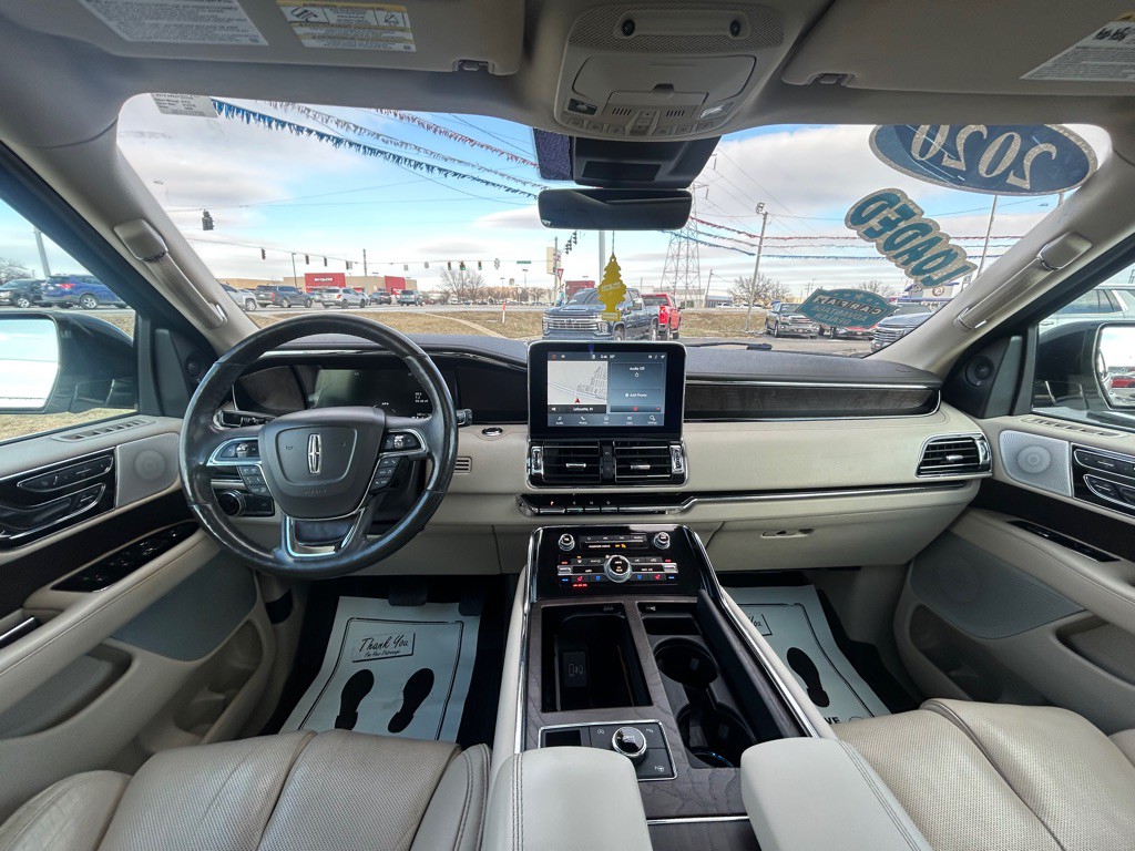 2020 Lincoln Navigator Image 17