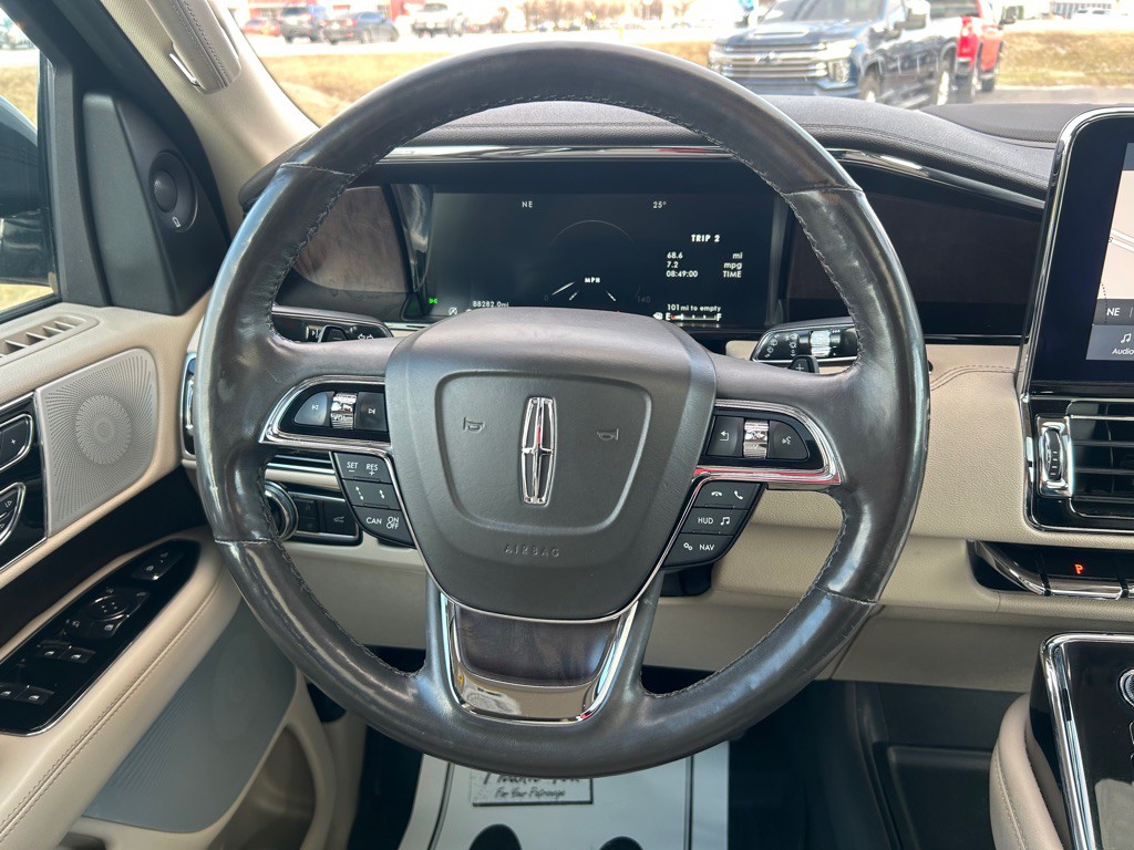 2020 Lincoln Navigator Image 18