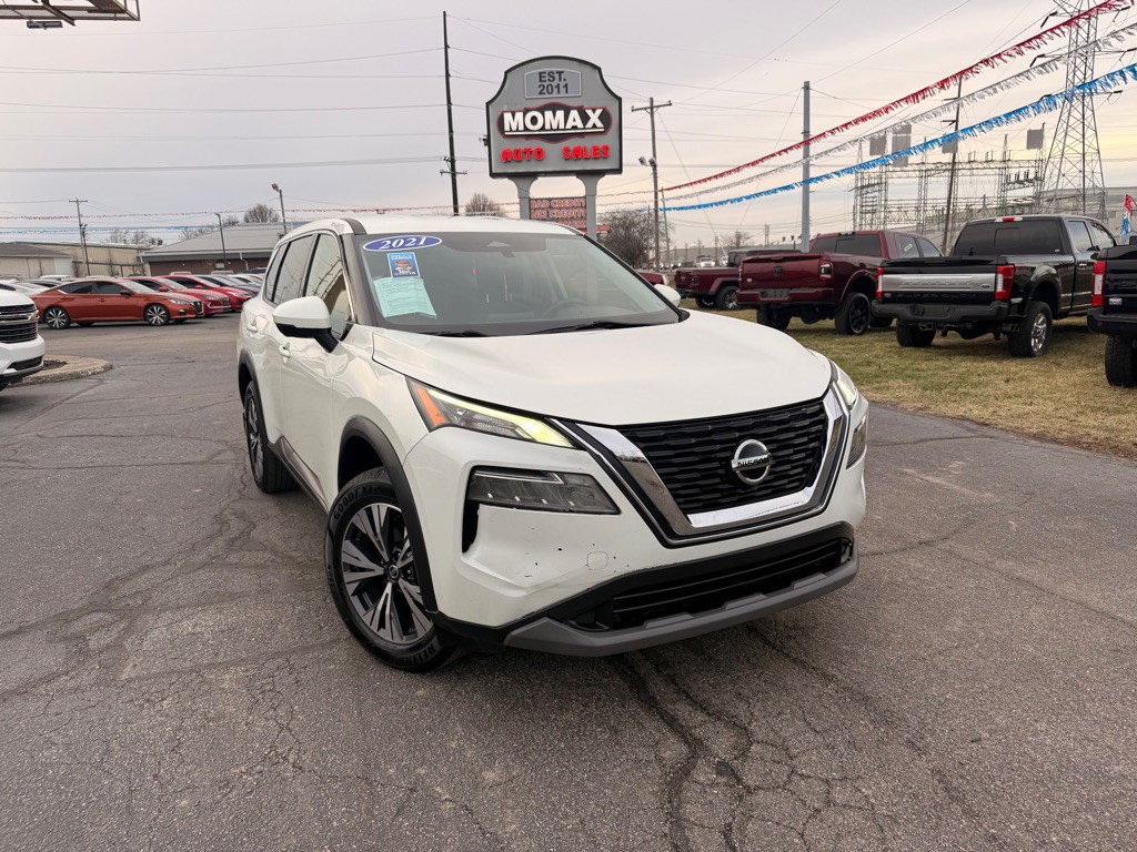 2021 Nissan Rogue Image 2