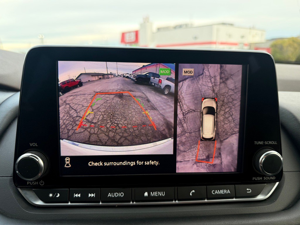 2021 Nissan Rogue Image 15