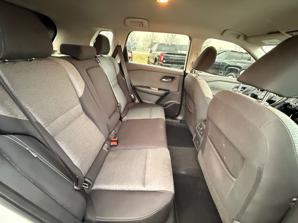 2021 Nissan Rogue Image 18