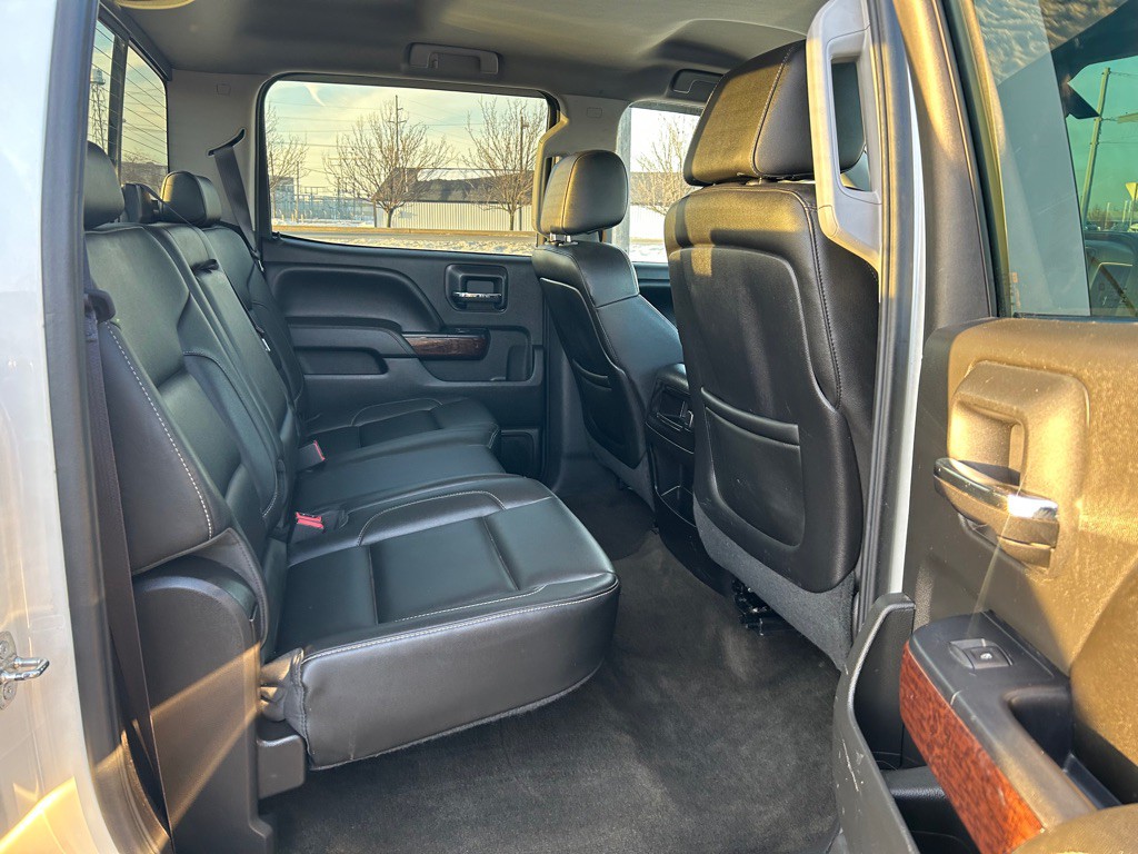 2015 GMC Sierra Image 14