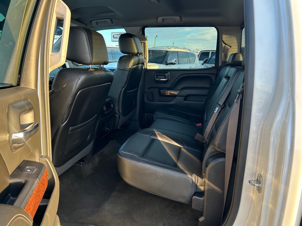 2015 GMC Sierra Image 15