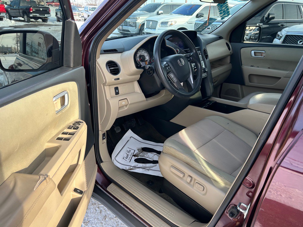 2015 Honda Pilot Image 16