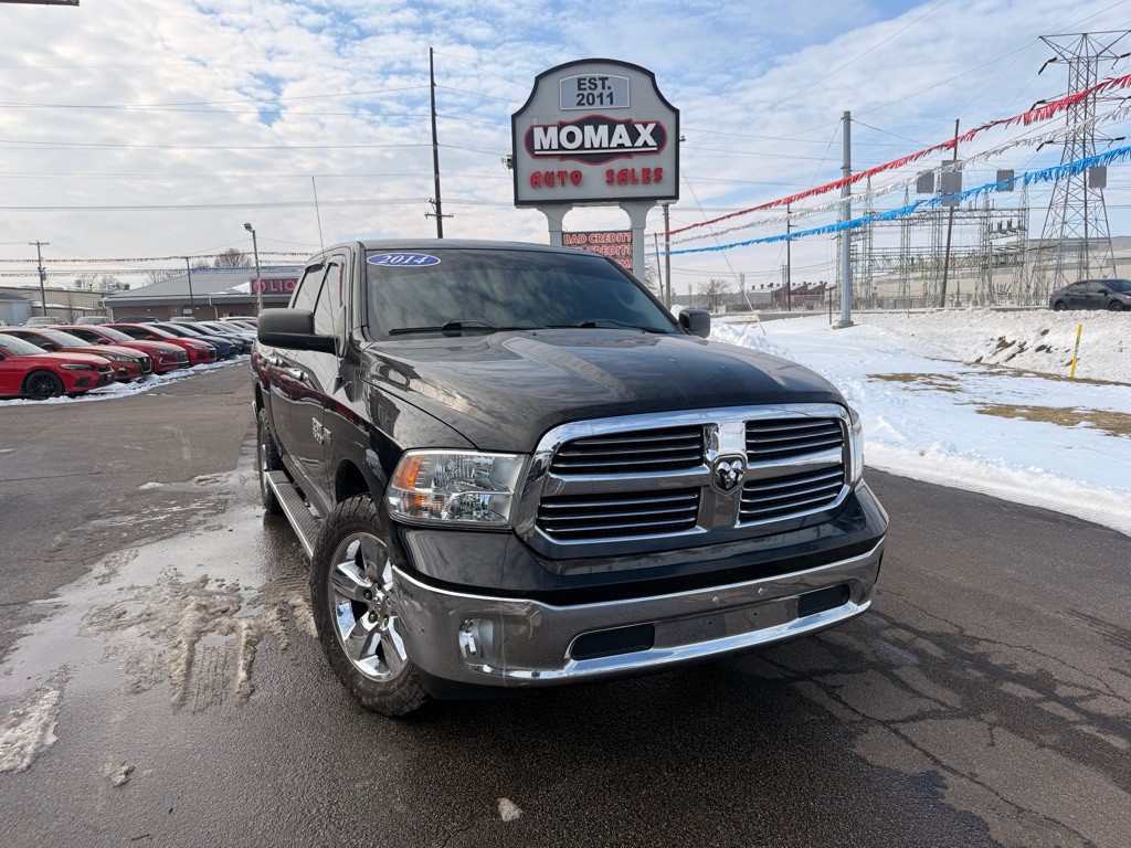 2014 RAM 1500 Image 2