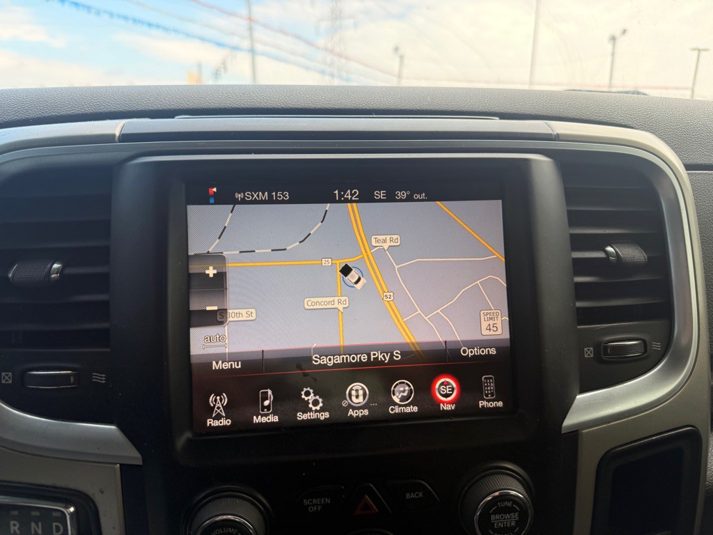 2014 RAM 1500 Image 12