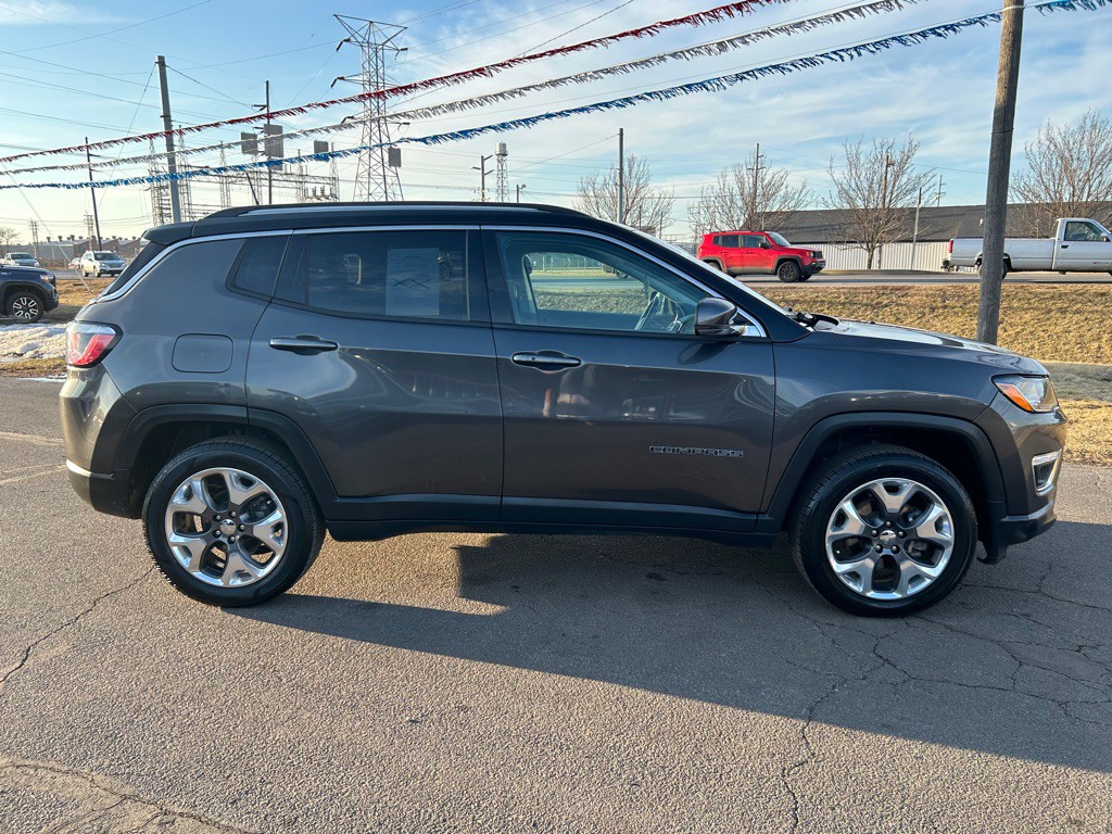 2020 Jeep Compass Image 10