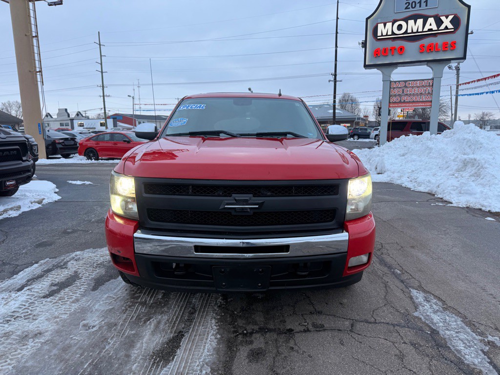 2011 Chevrolet Silverado 1500 Image 3