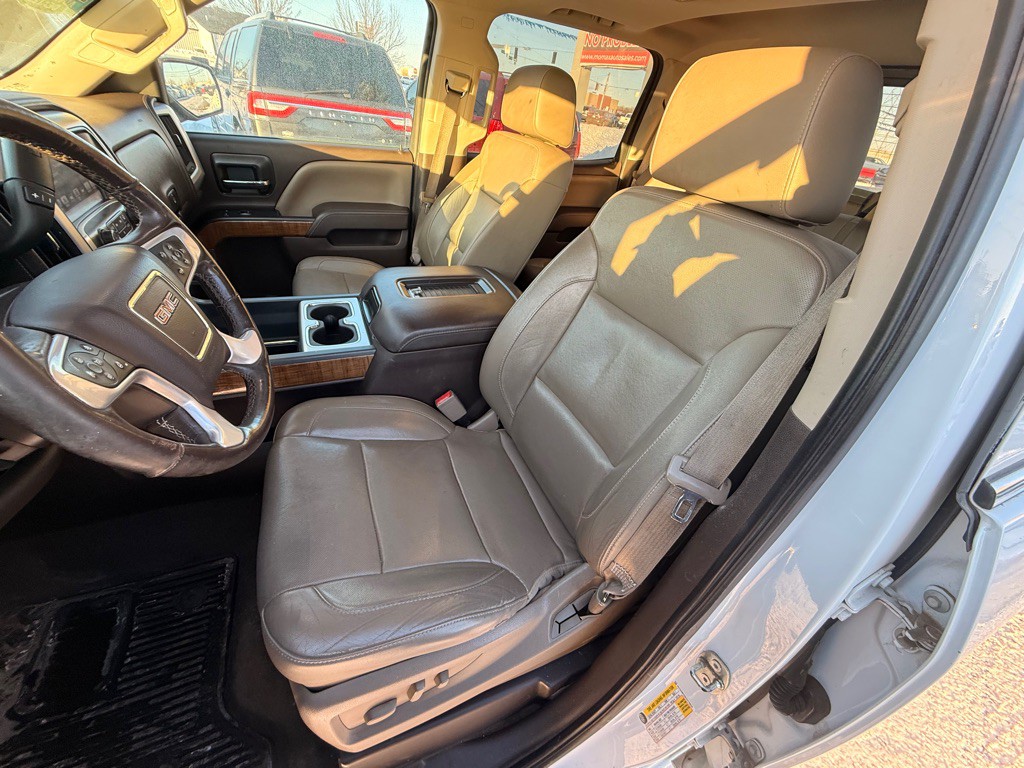 2016 GMC Sierra Image 17