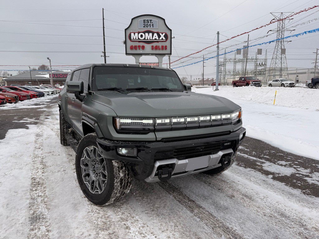 2024 GMC Hummer Suv Image 2