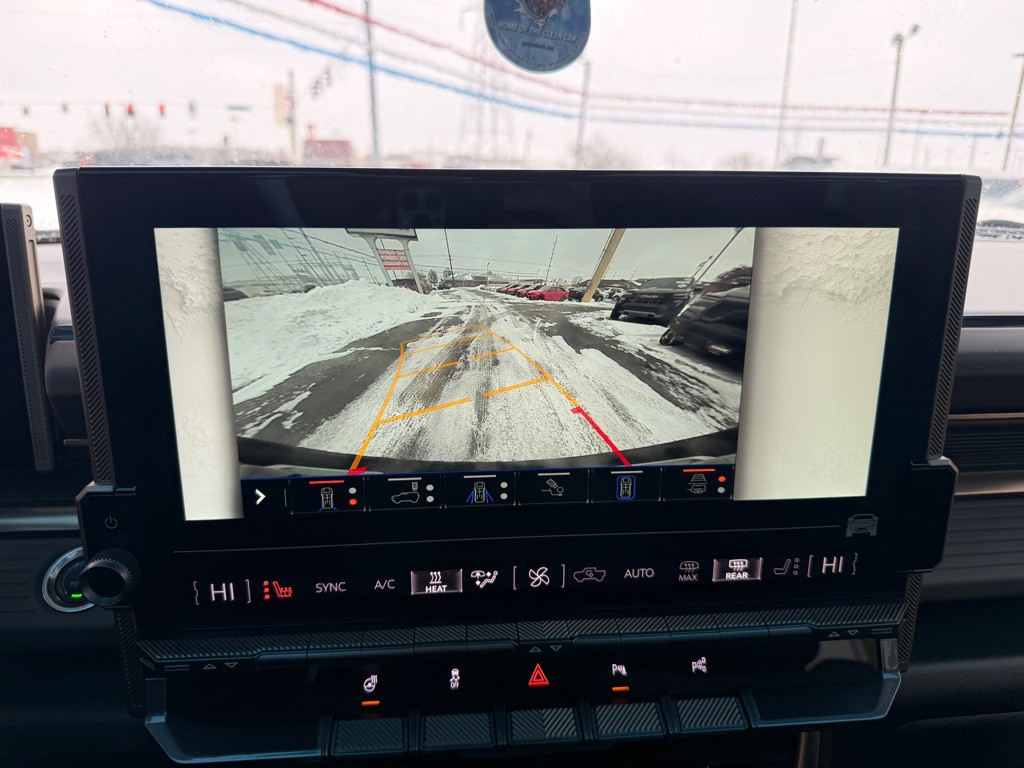 2024 GMC Hummer Suv Image 12