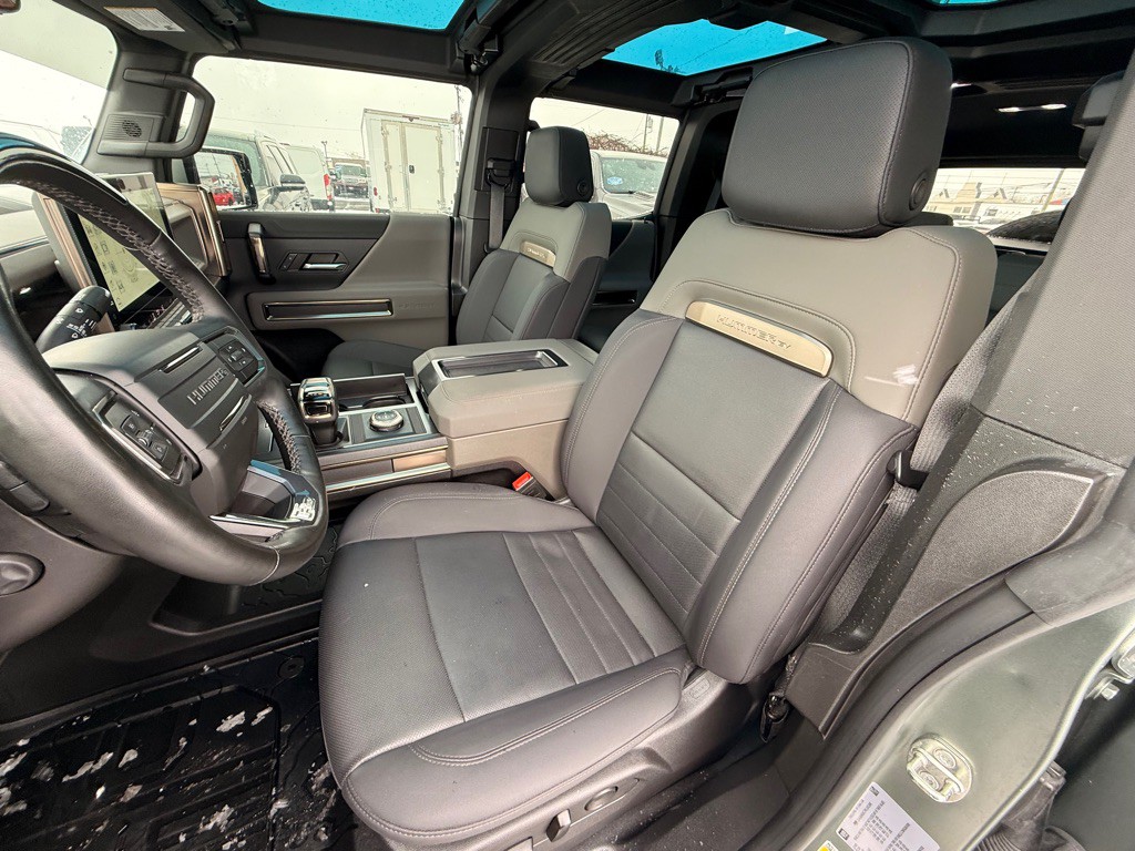 2024 GMC Hummer Suv Image 18