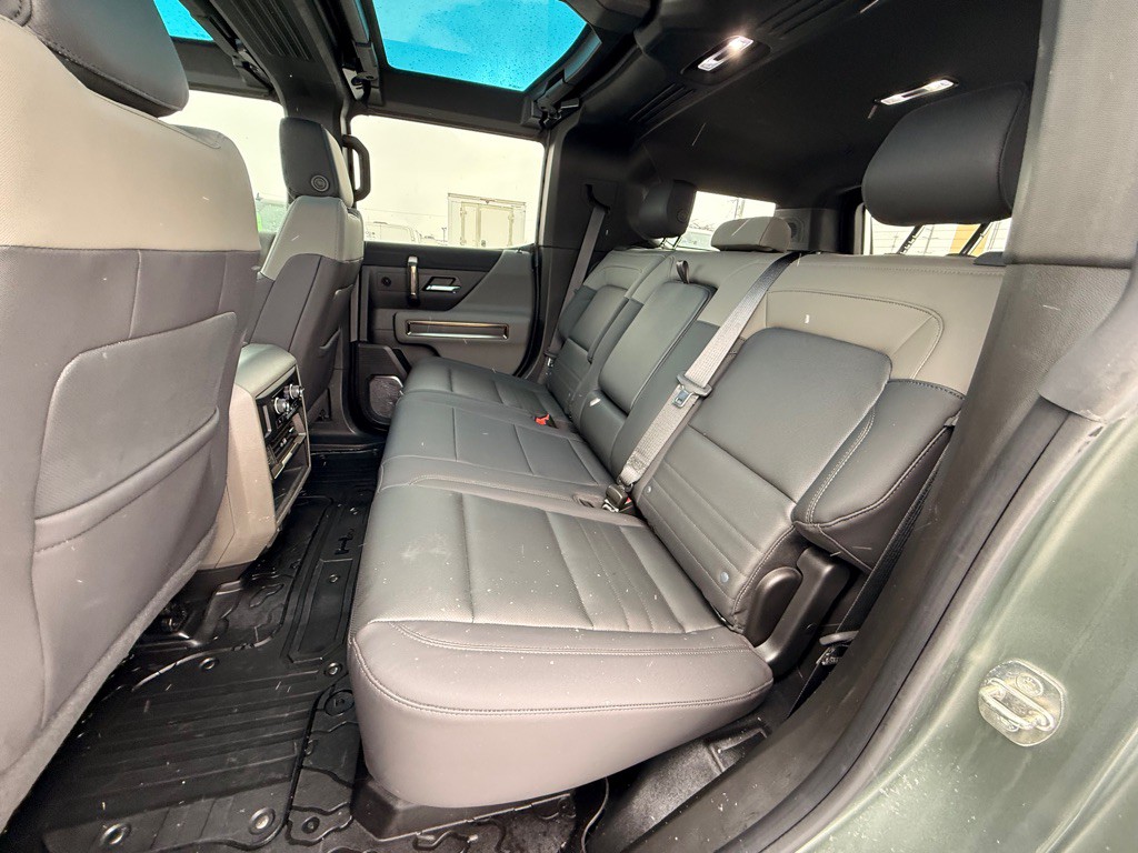 2024 GMC Hummer Suv Image 20