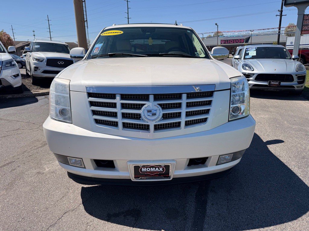 2008 Cadillac Escalade Image 3