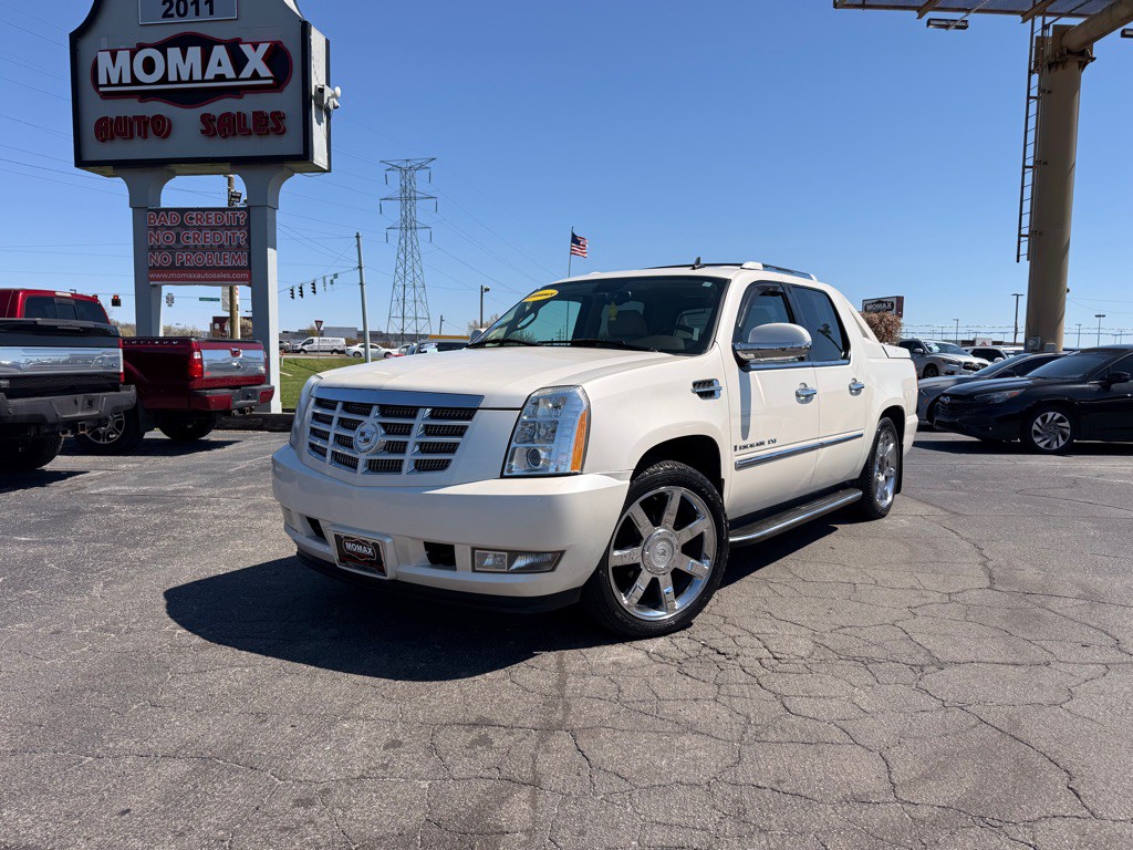 2008 Cadillac Escalade Image 4
