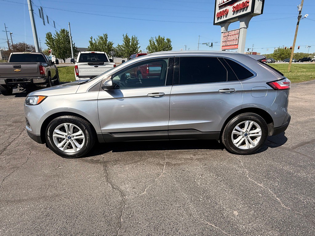 2020 Ford Edge Image 10