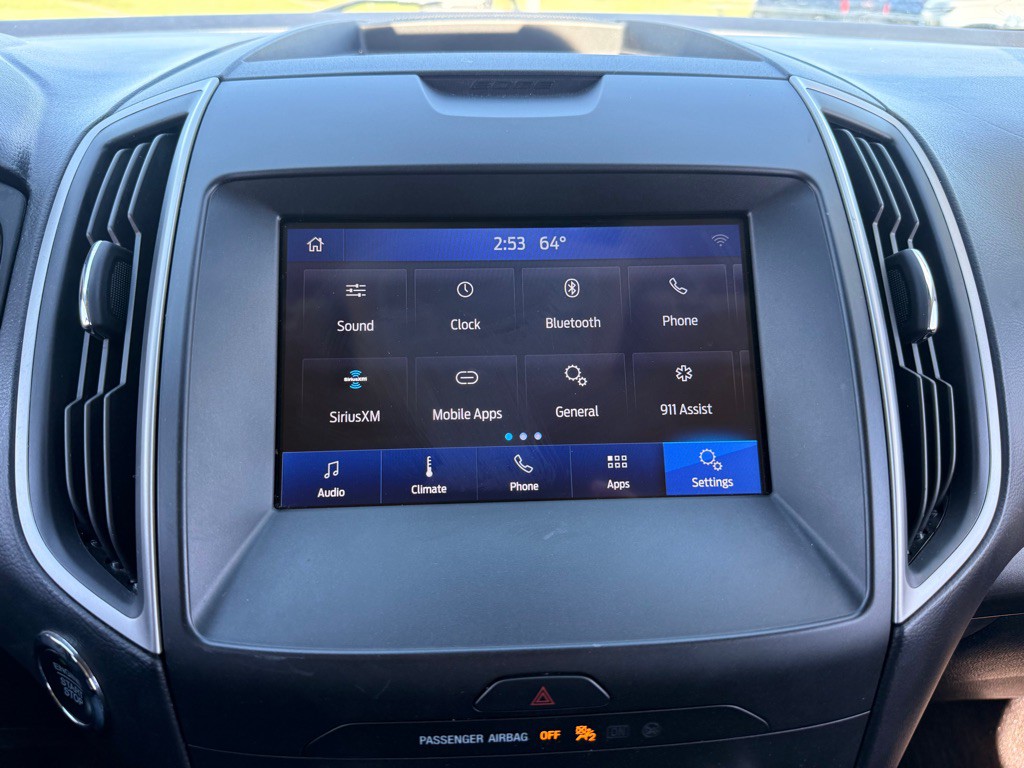 2020 Ford Edge Image 13