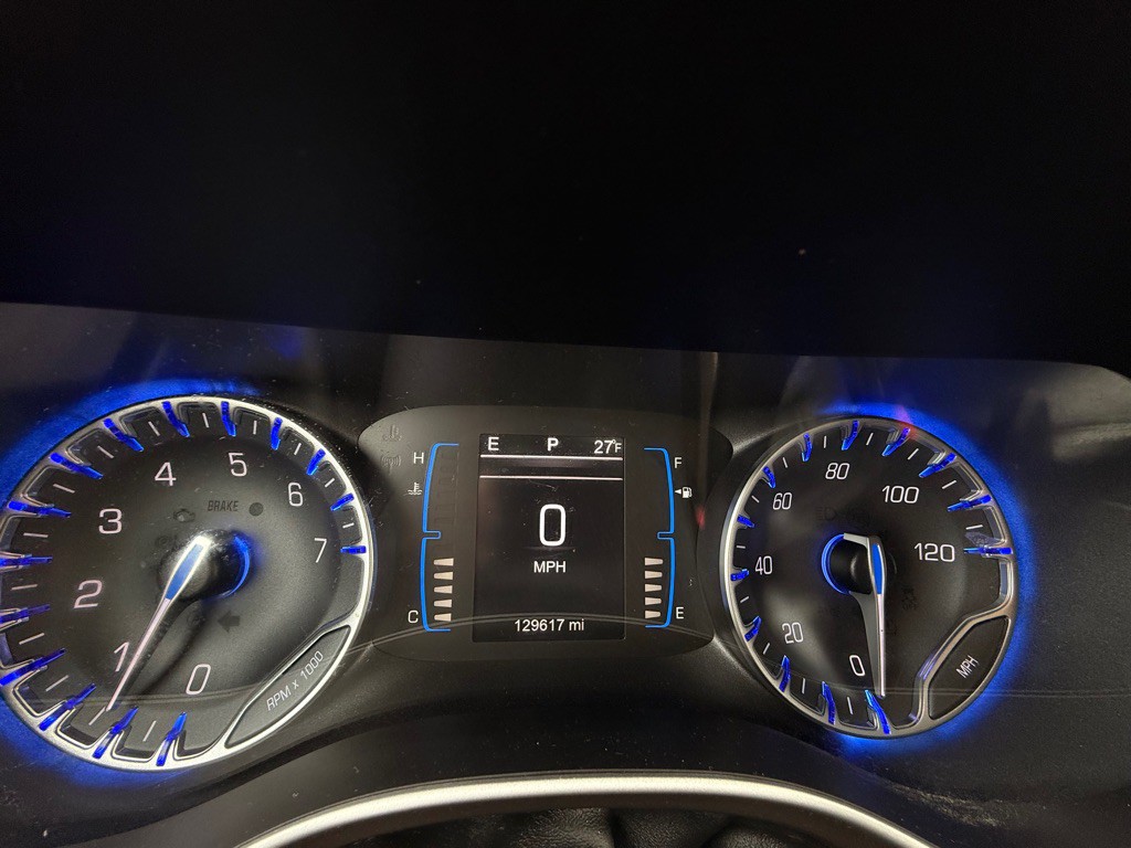 2017 Chrysler Pacifica Image 11