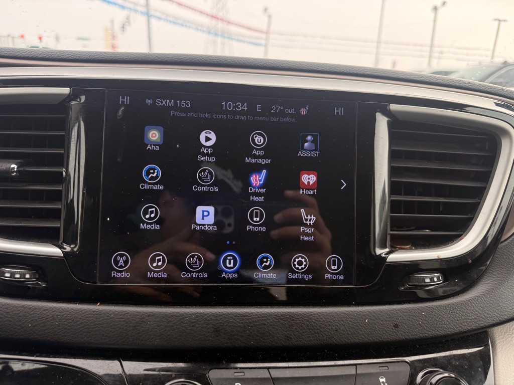 2017 Chrysler Pacifica Image 13