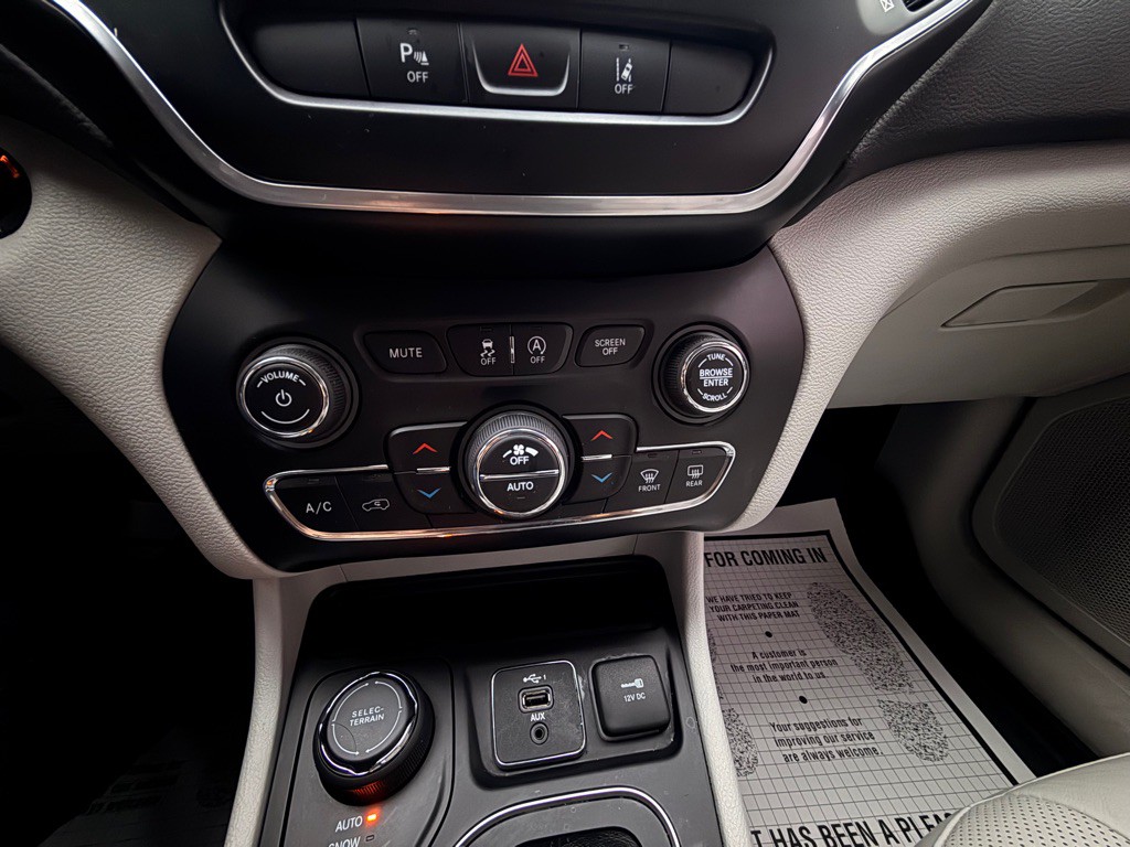 2021 Jeep Cherokee Image 15