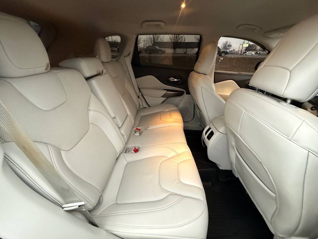 2021 Jeep Cherokee Image 18